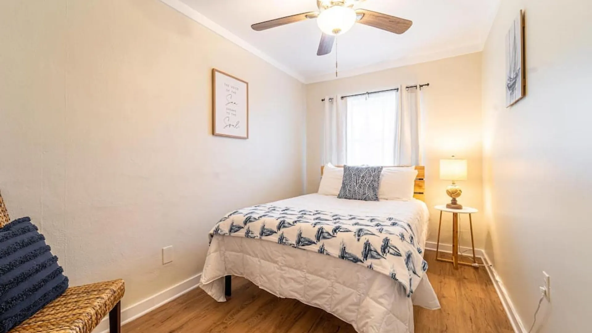 מלון פנמה סיטי ביץ' Bahama Breeze Suites